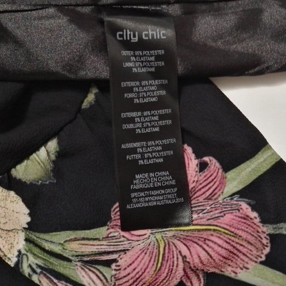 NWT City Chic Women's Plus Size  Off Shoulder Romper - Picture 7 of 8